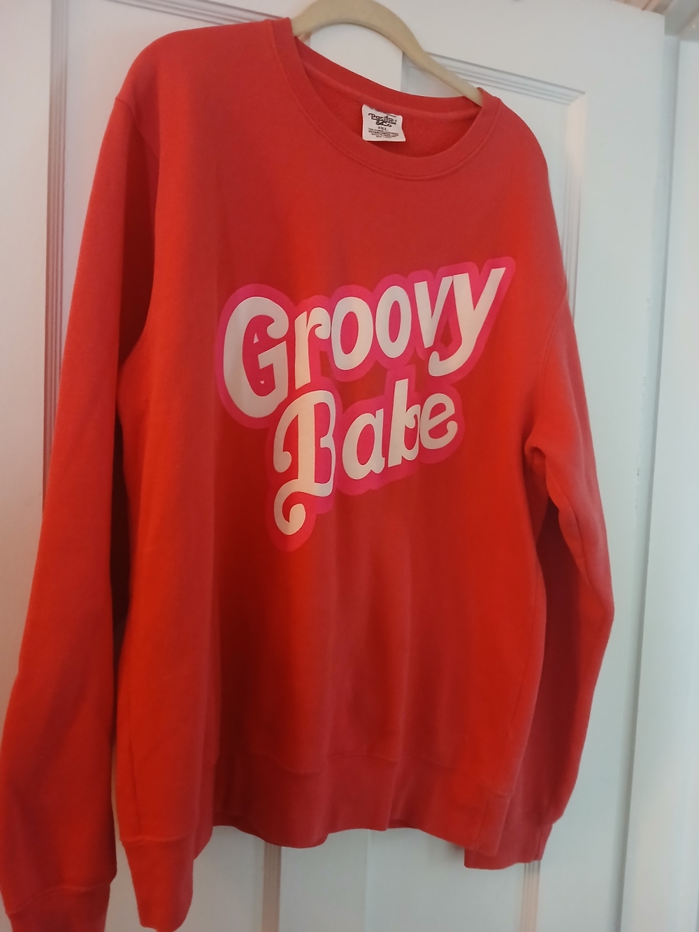 Groovy Babe Graphic Sweatshirt - Pink
